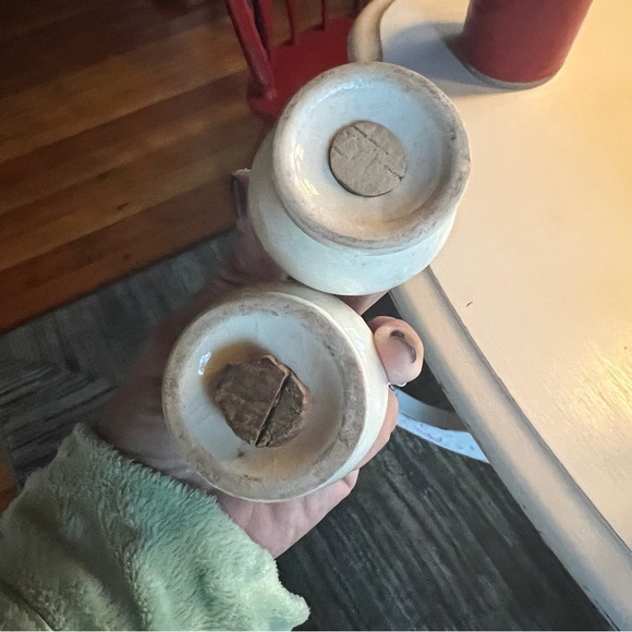 VINTAGE Mushroom ceramic salt n pepper shakers - Picture 6 of 6